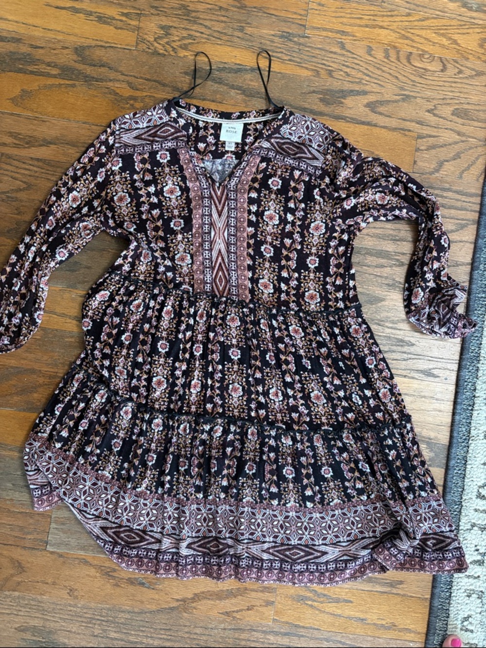 Knox Rose Black and Mauve Floral Tiered Long Sleeve Dress